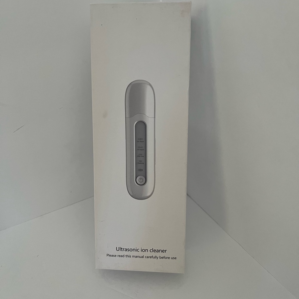 Ultrasonic ion cleaner